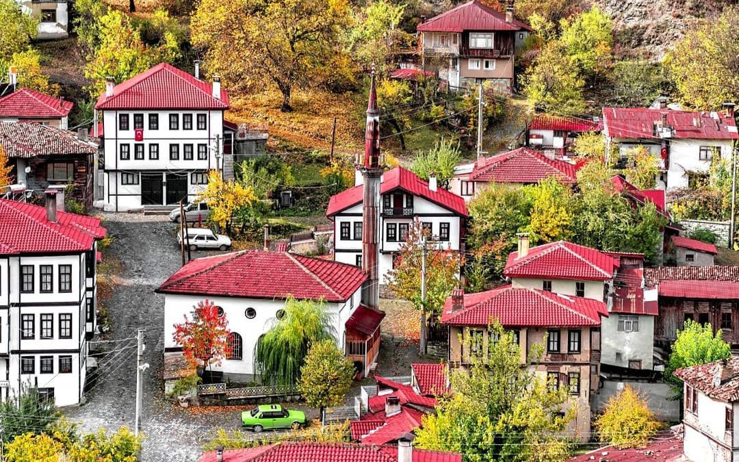 International: Building boom turning to bust as Turkey’s economy slowsF