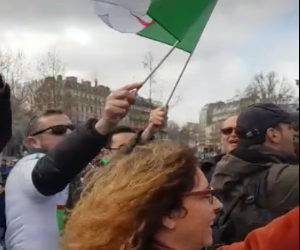 Franco-Algerians protest against BouteflikaF