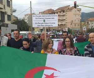 Algeria: After major protests, all eyes on the regimeF