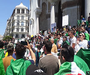 Algeria: Months after starting their movement, Algerian people determined to oust illegal regime