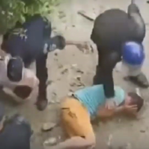 Algeria: Police repression against peaceful protesters intensifiesF