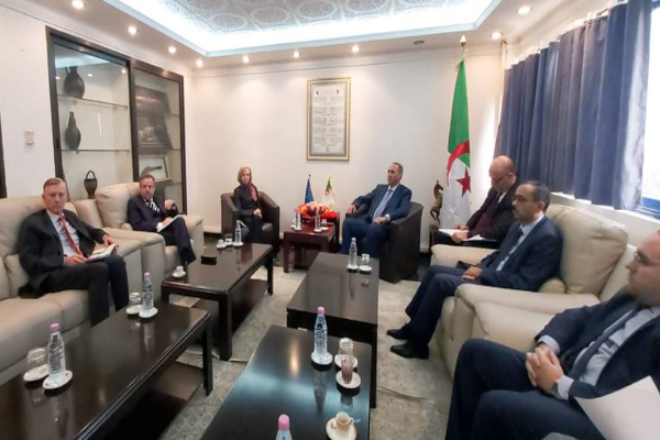 Algerie: La chute de la diplomatie européenne en plein jour