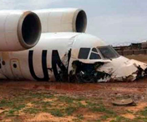 Mali: UN plane careens off Gao airport runway