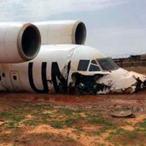 Mali: UN plane careens off Gao airport runway