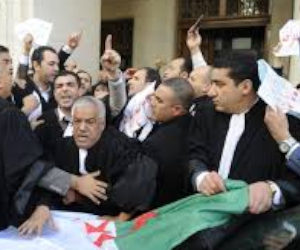 Algerian lawyers hit back at government abuses, announce strike next week