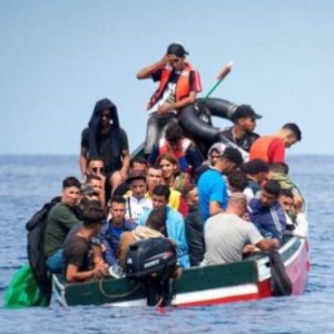 Spain confronts more migrants with new camps in the Canary IslandsF