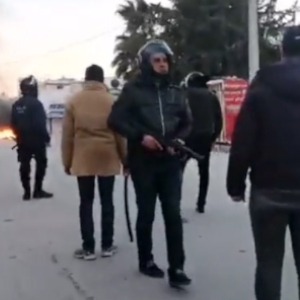 Tunisia: Chaos and unrest in several cities, troops deployedF