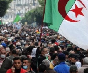 Algeria: Momentum builds for pro-democracy Hirak movement, Algerians insist on end of regime