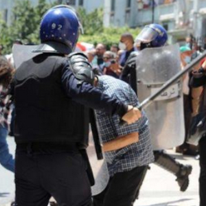 Algerian regime ratchets up repression against opposition groups and journalists