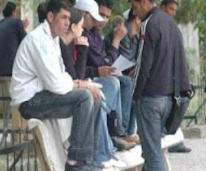 Algerian doctors leaving their country in droves, as nearly third of youth say they want to leave too