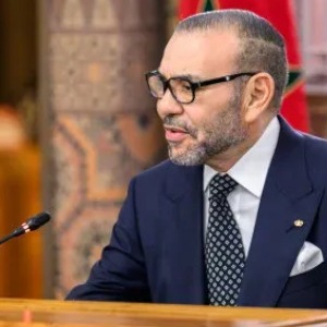 Maroc : Le roi Mohammed VI obtient le soutien de la France sur le Sahara occidental et accorde la grâce à certains journalistes et militants emprisonnés